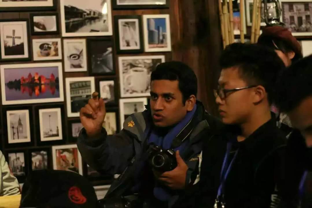 Photography and cultural exchange dialogue with students